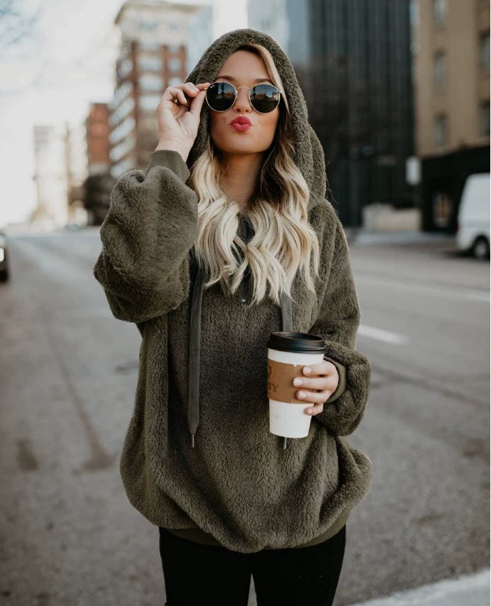 Tendance de la mode à manches longues à capuche couleur unie, manteau pull pour femme