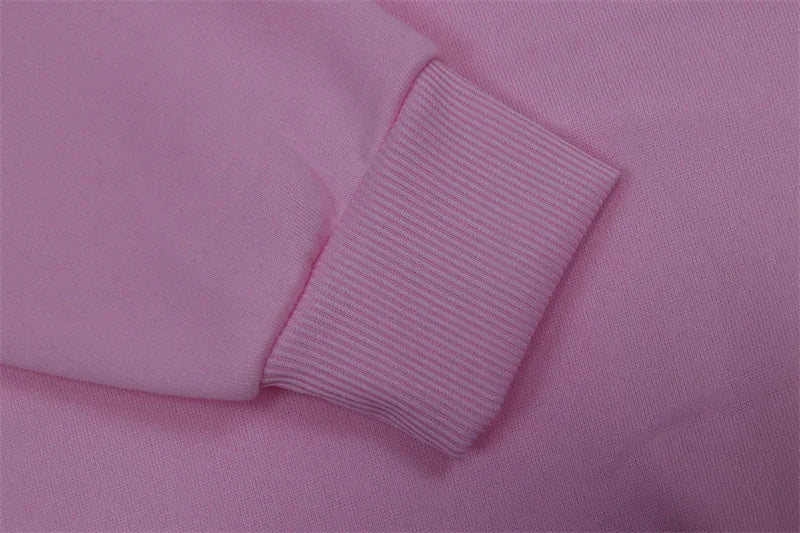 Pull de Noël pour femmes Mickey et amis Sweat-shirts à biscuits au pain d’épice Dessin animé Lumières de Noël Tenues de fête de vacances pour filles